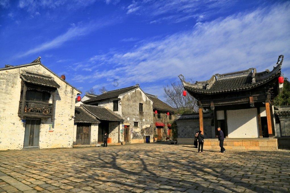 扎兰屯市:唱响《冰雪之约》共赴冰雪盛宴